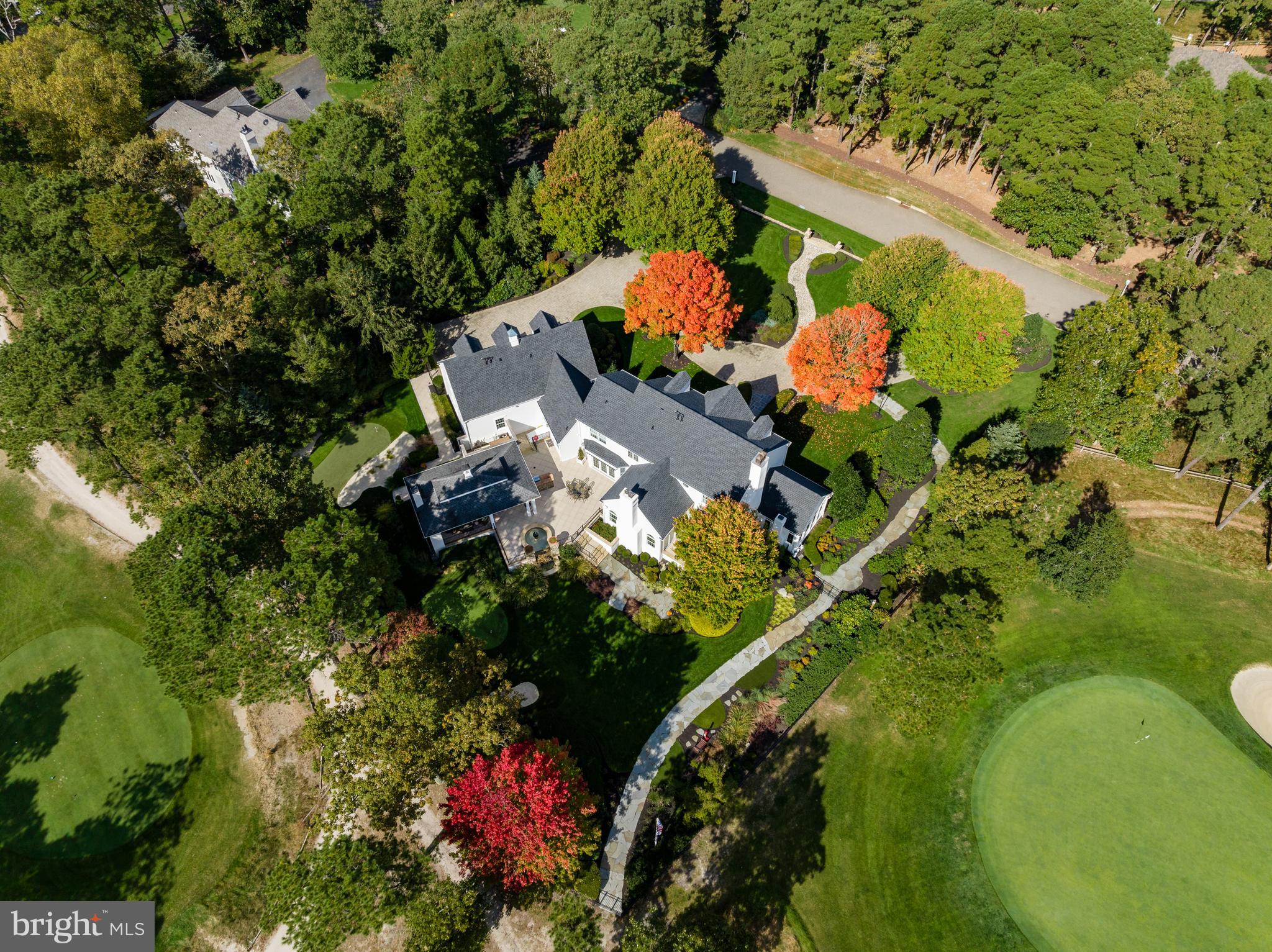 11 Milford Dr