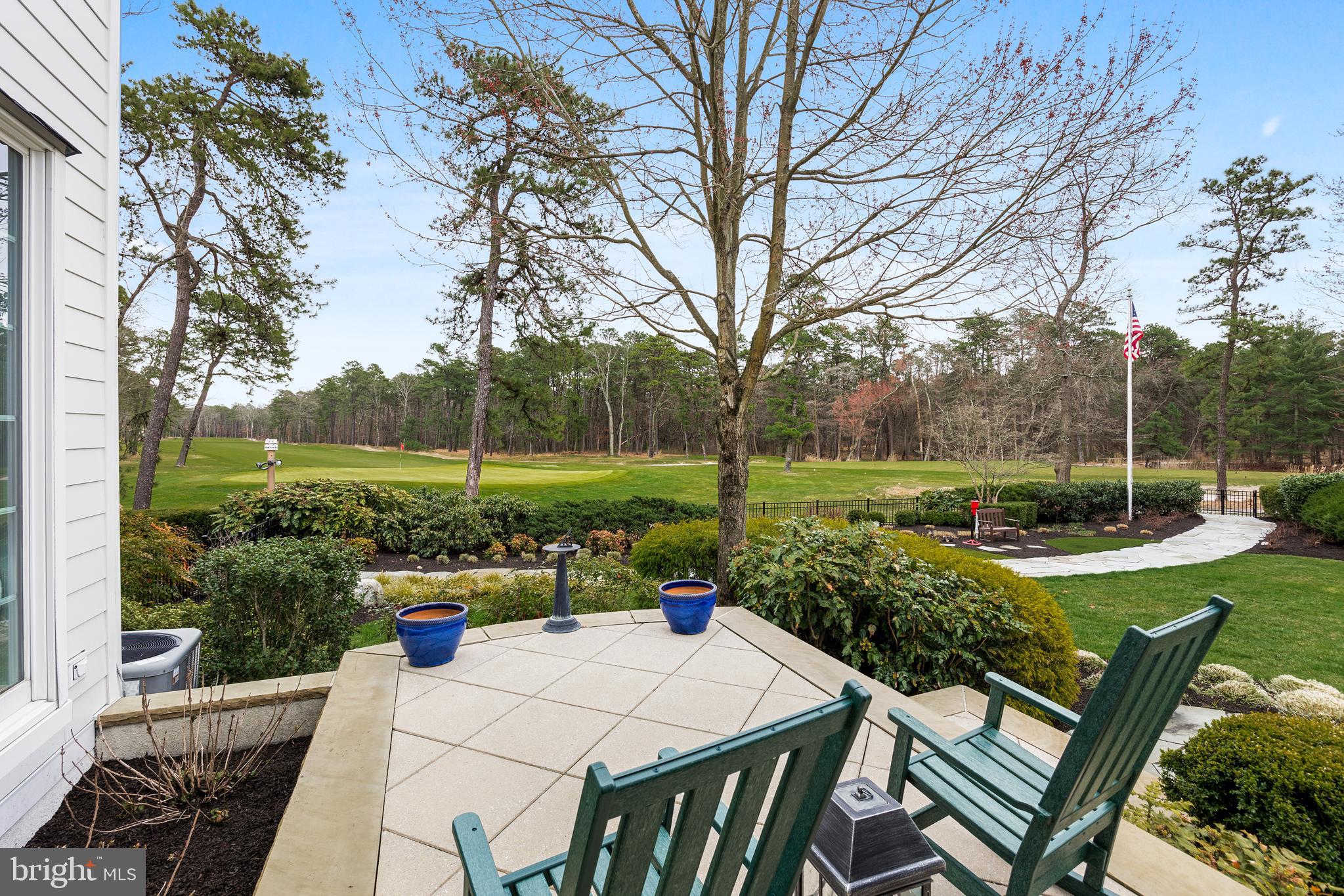 11 Milford Dr