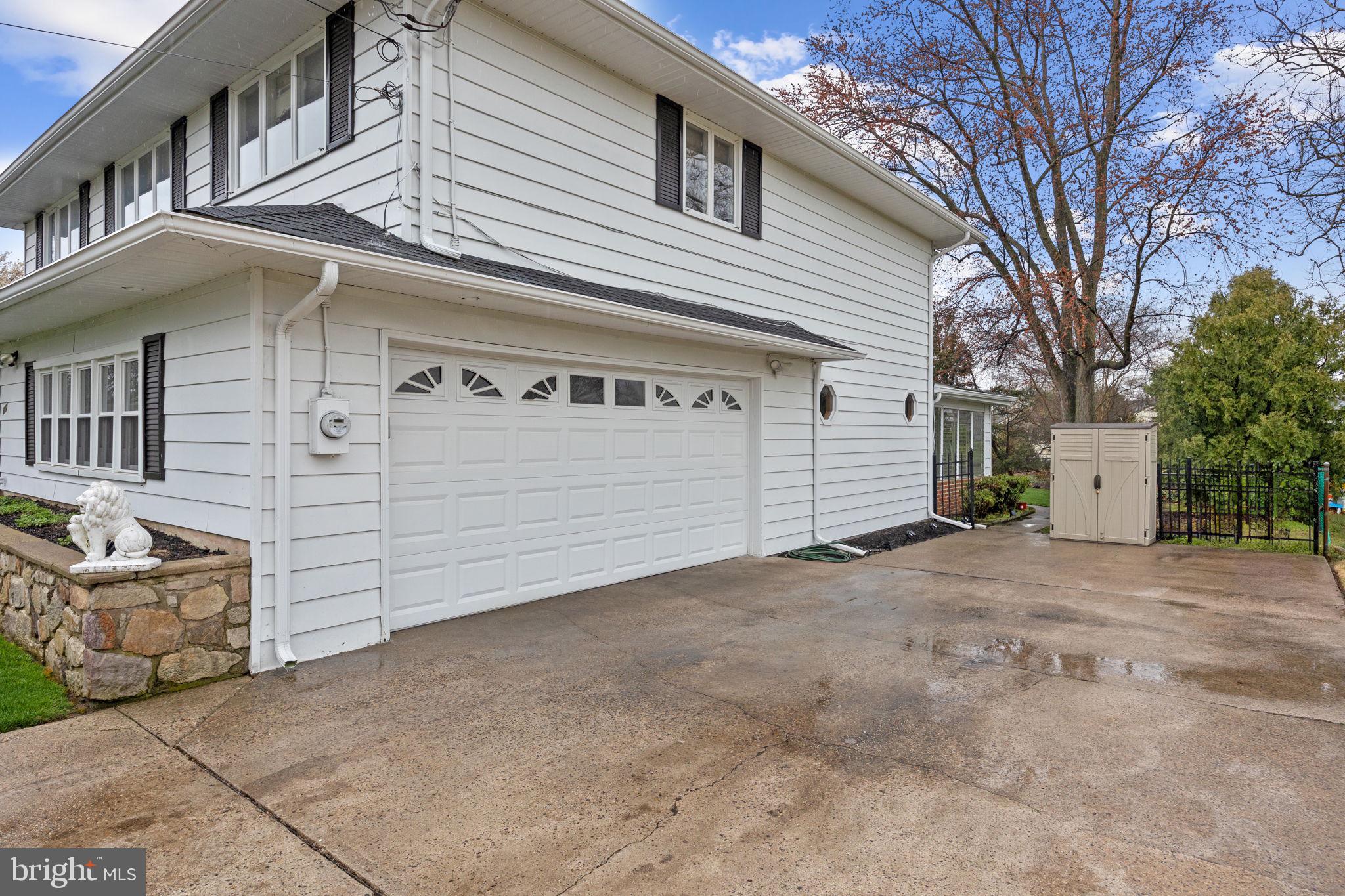 804 S Chester Ave