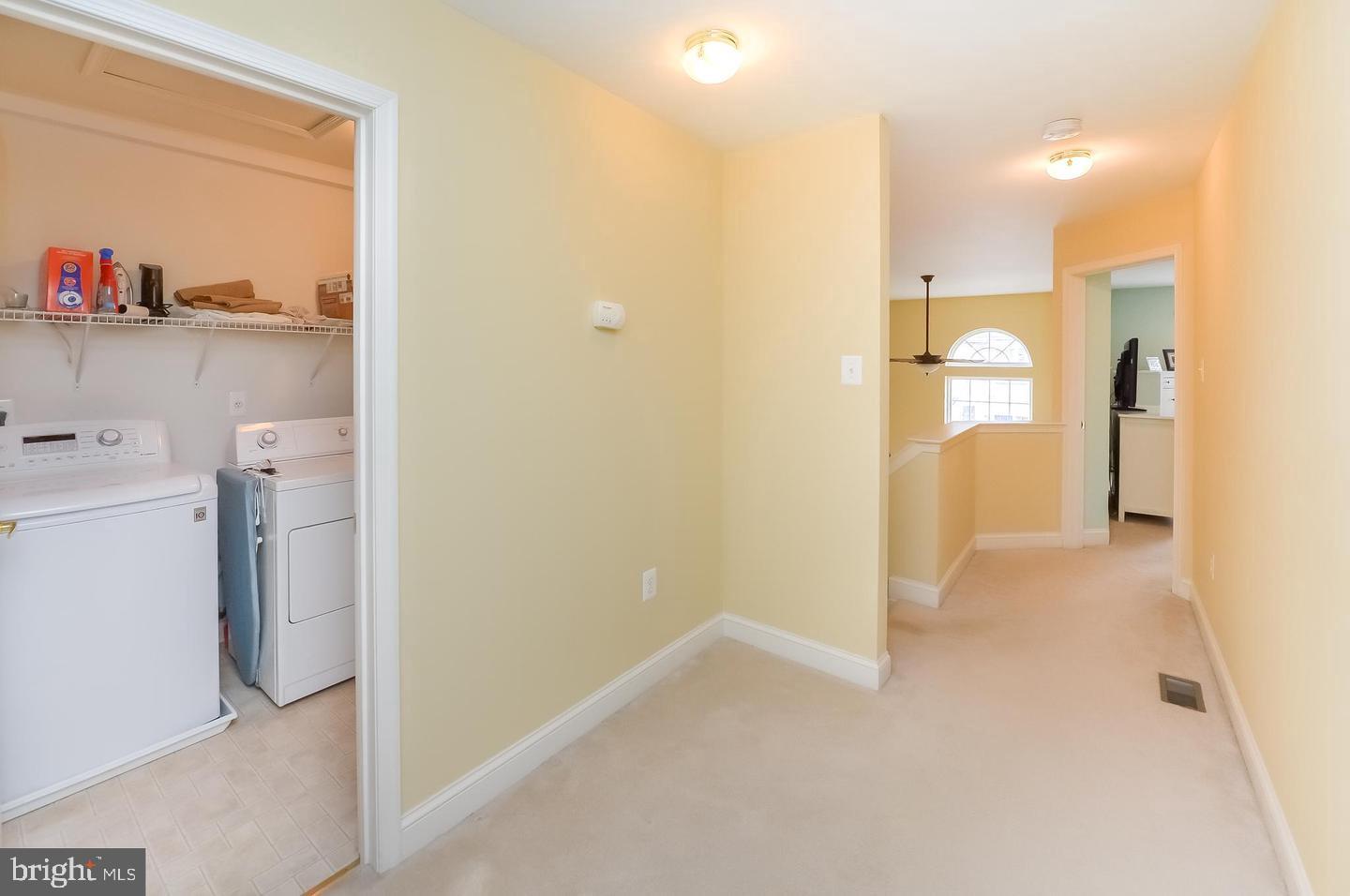 38 Carter Ln