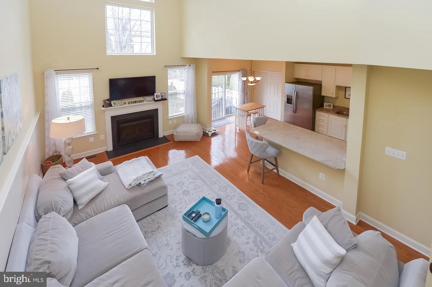 38 Carter Ln