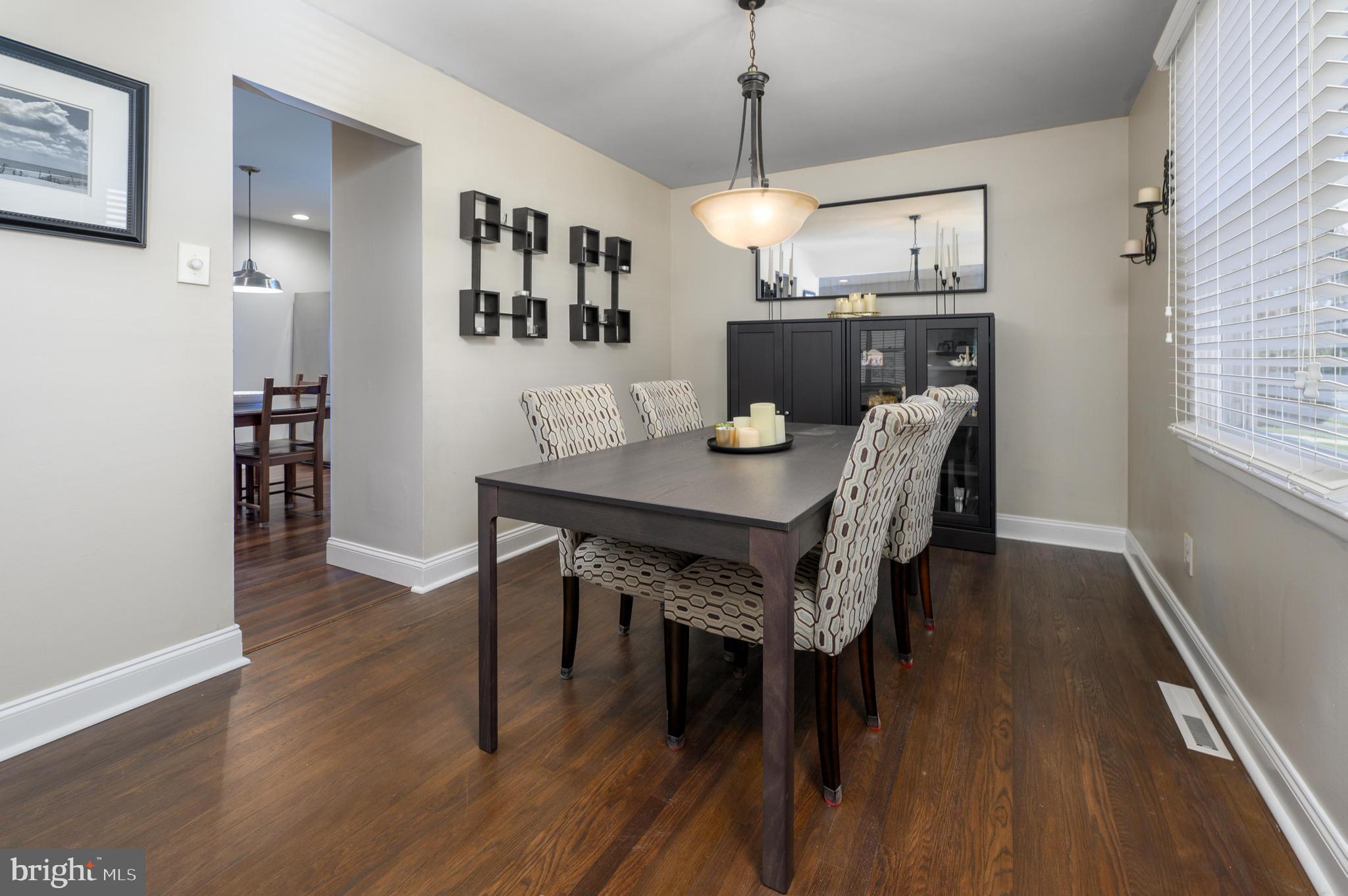 6 CHESTNUT HILL COURT