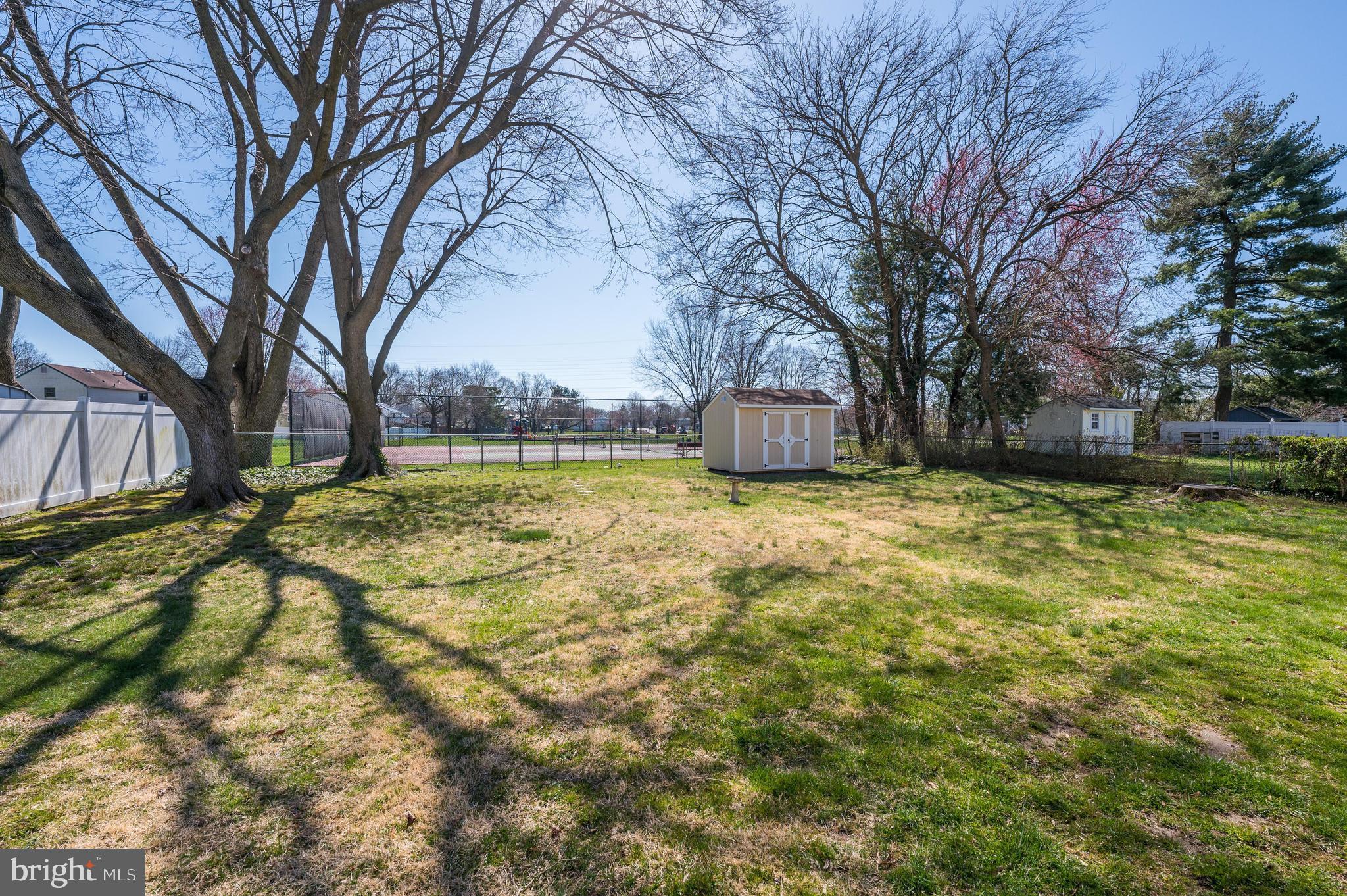 6 CHESTNUT HILL COURT