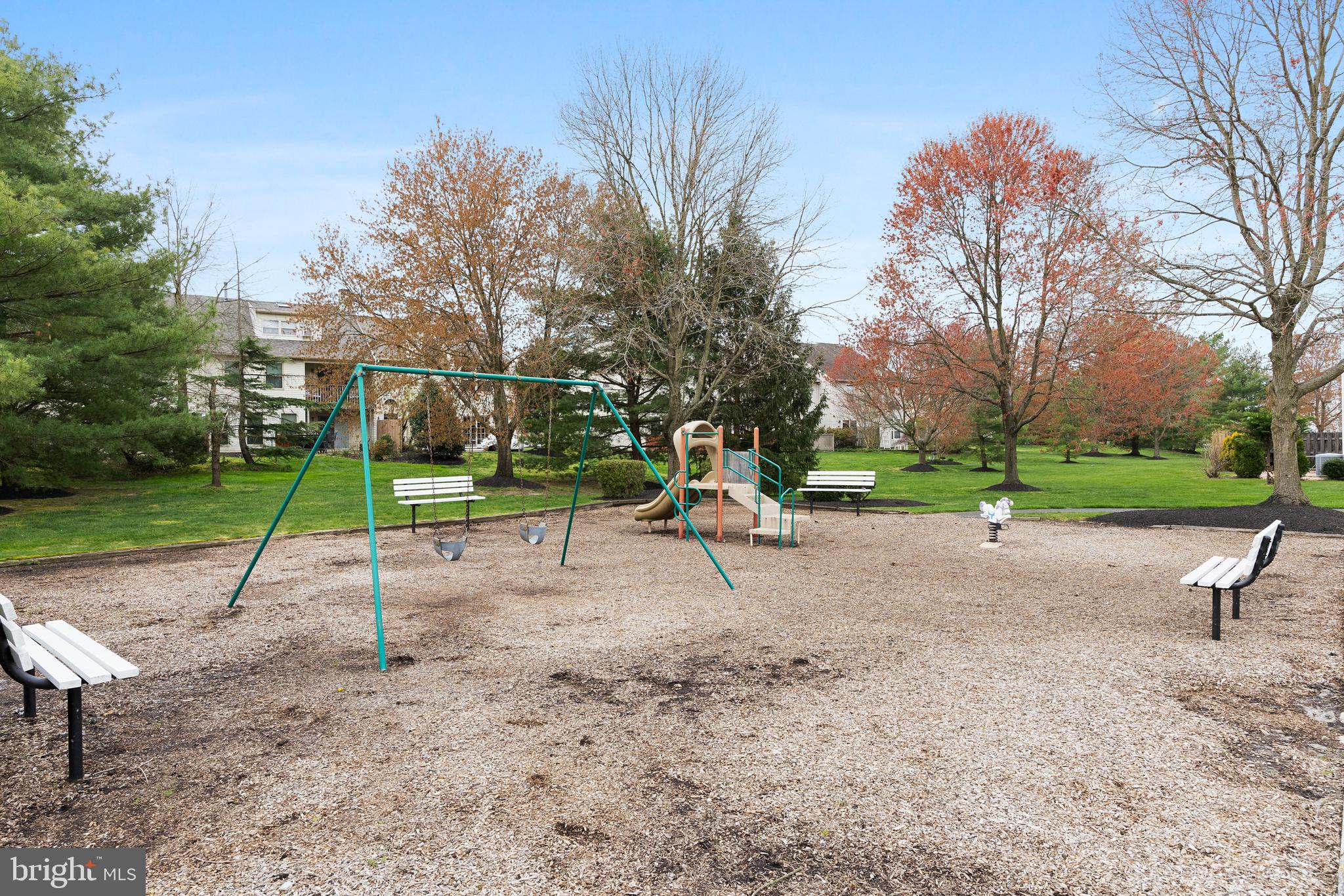 2 Dorset Dr