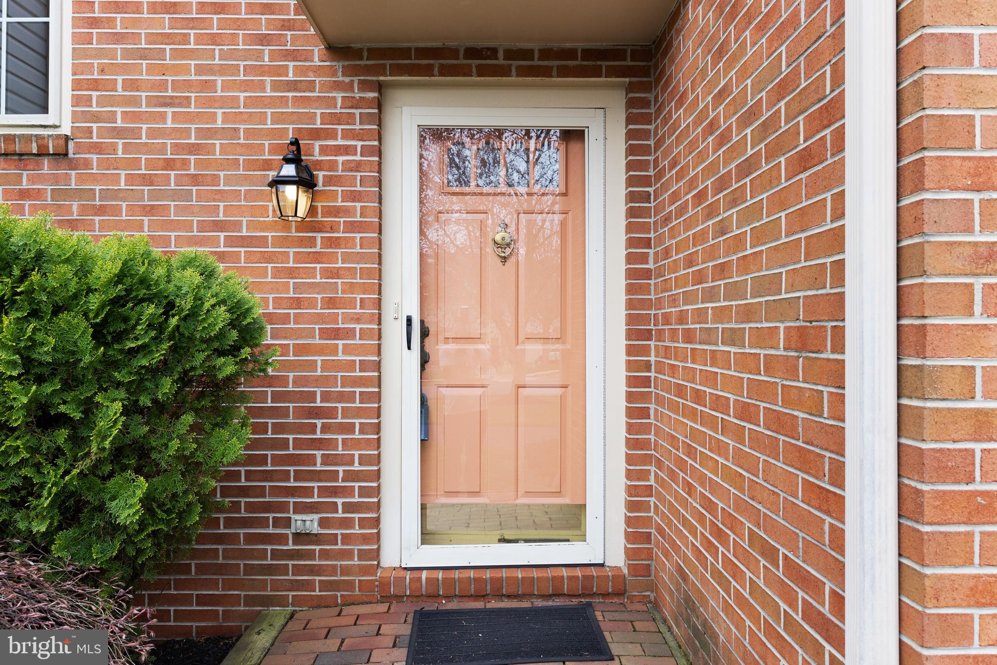 2 Dorset Dr