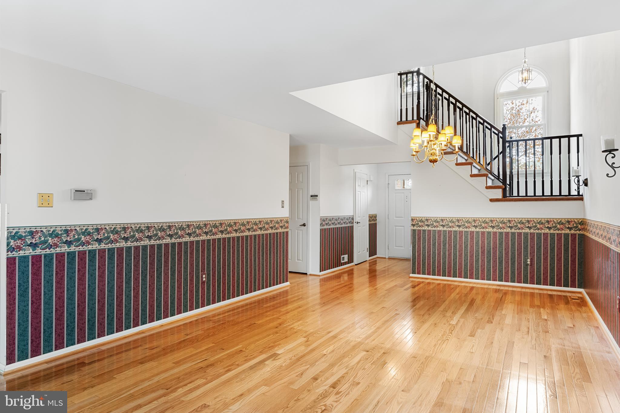 2 Dorset Dr