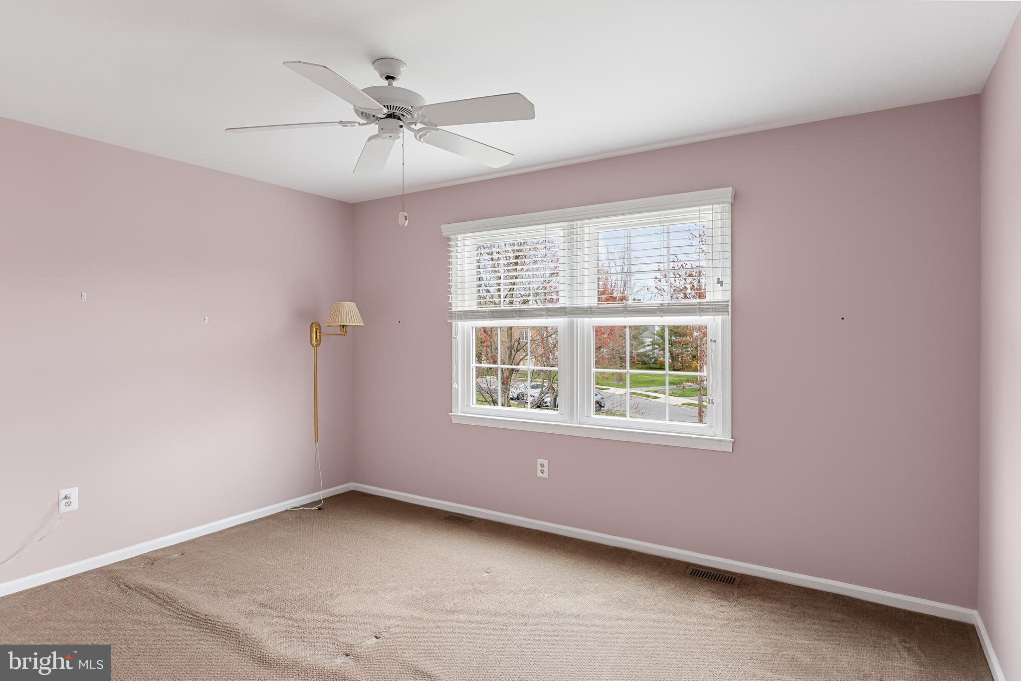2 Dorset Dr