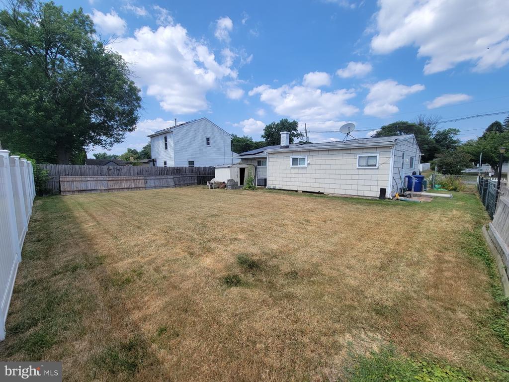 604 N COLES AVENUE