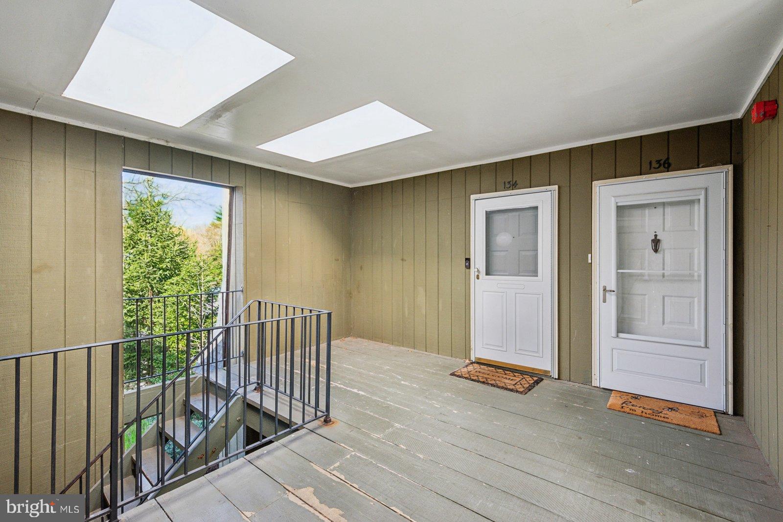 25 S CHURCH ROAD 136