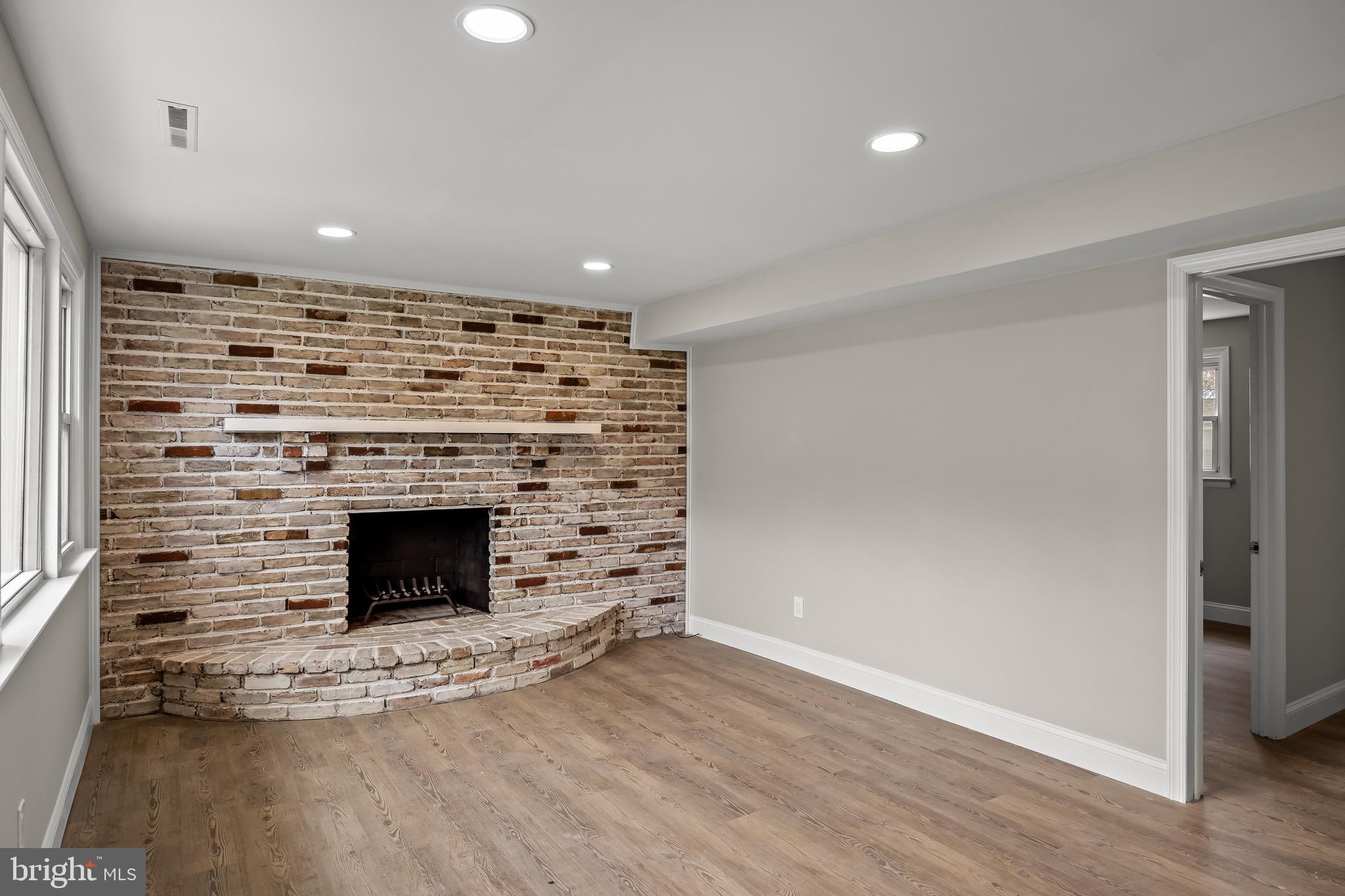 46 Blanchard Rd