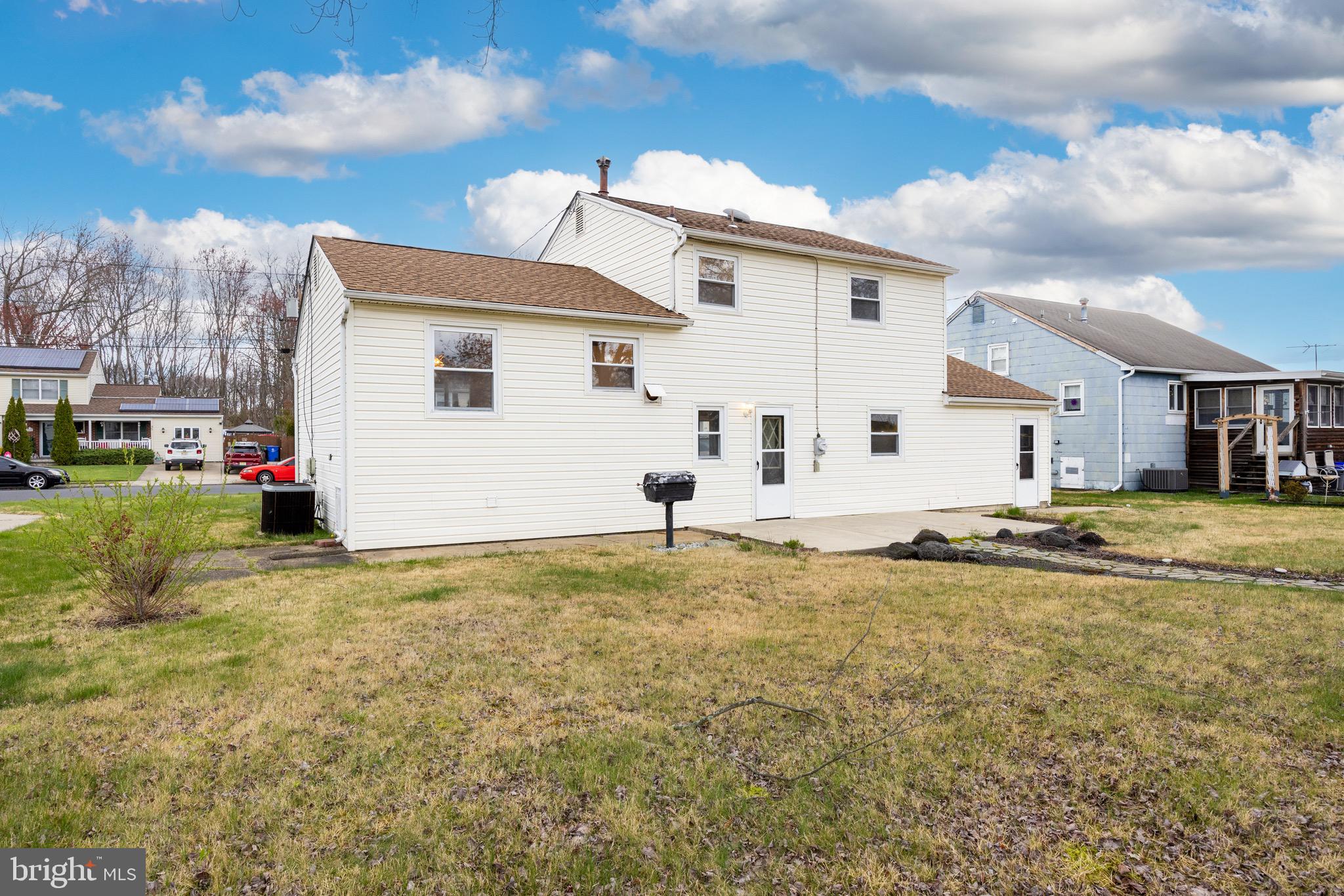 46 Blanchard Rd