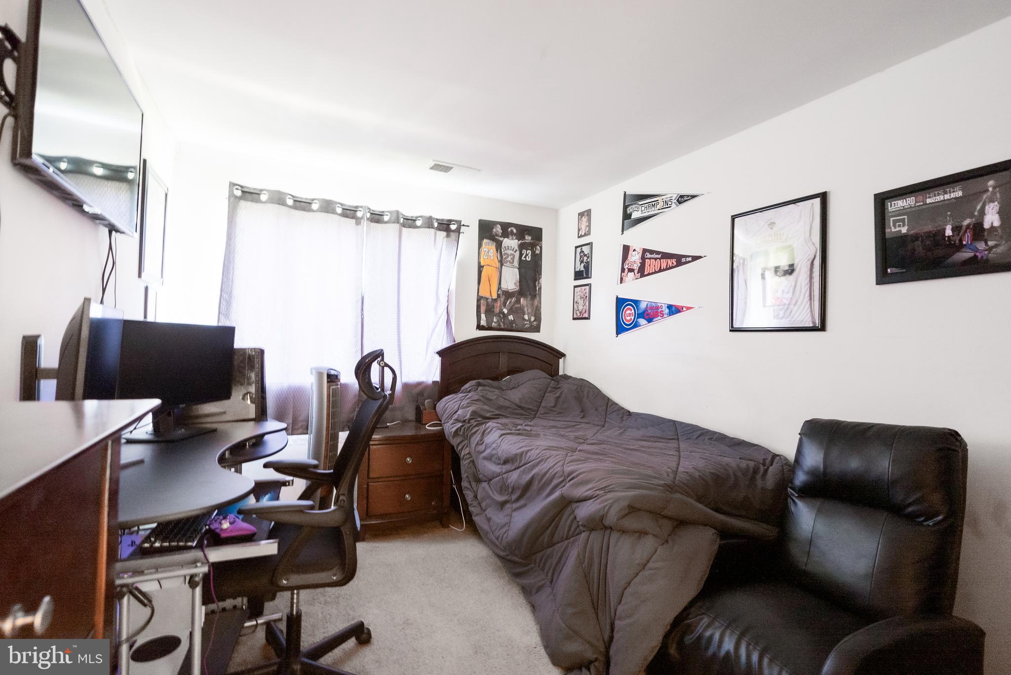 115 E Kings Highway Unit #371