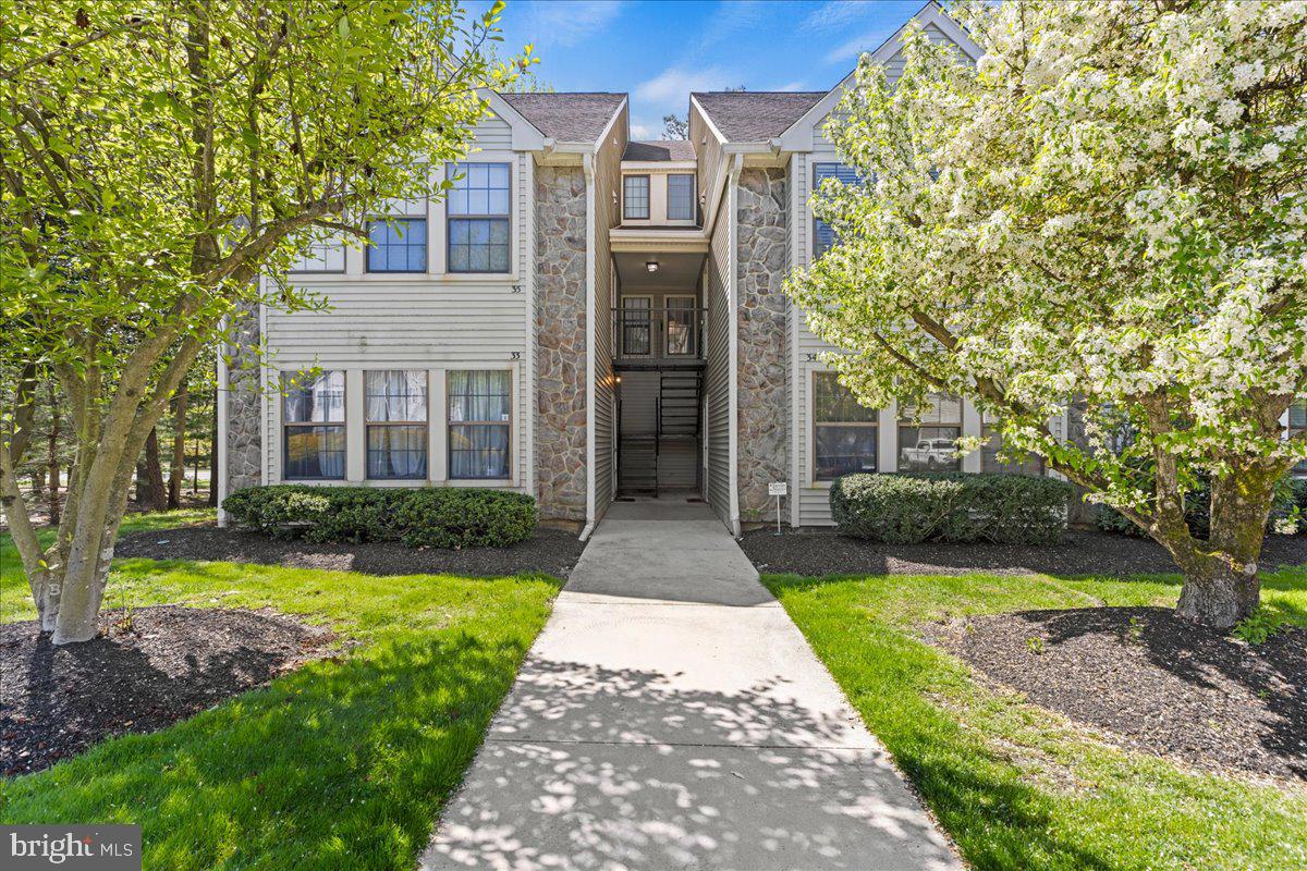 36 SUMMIT COURT