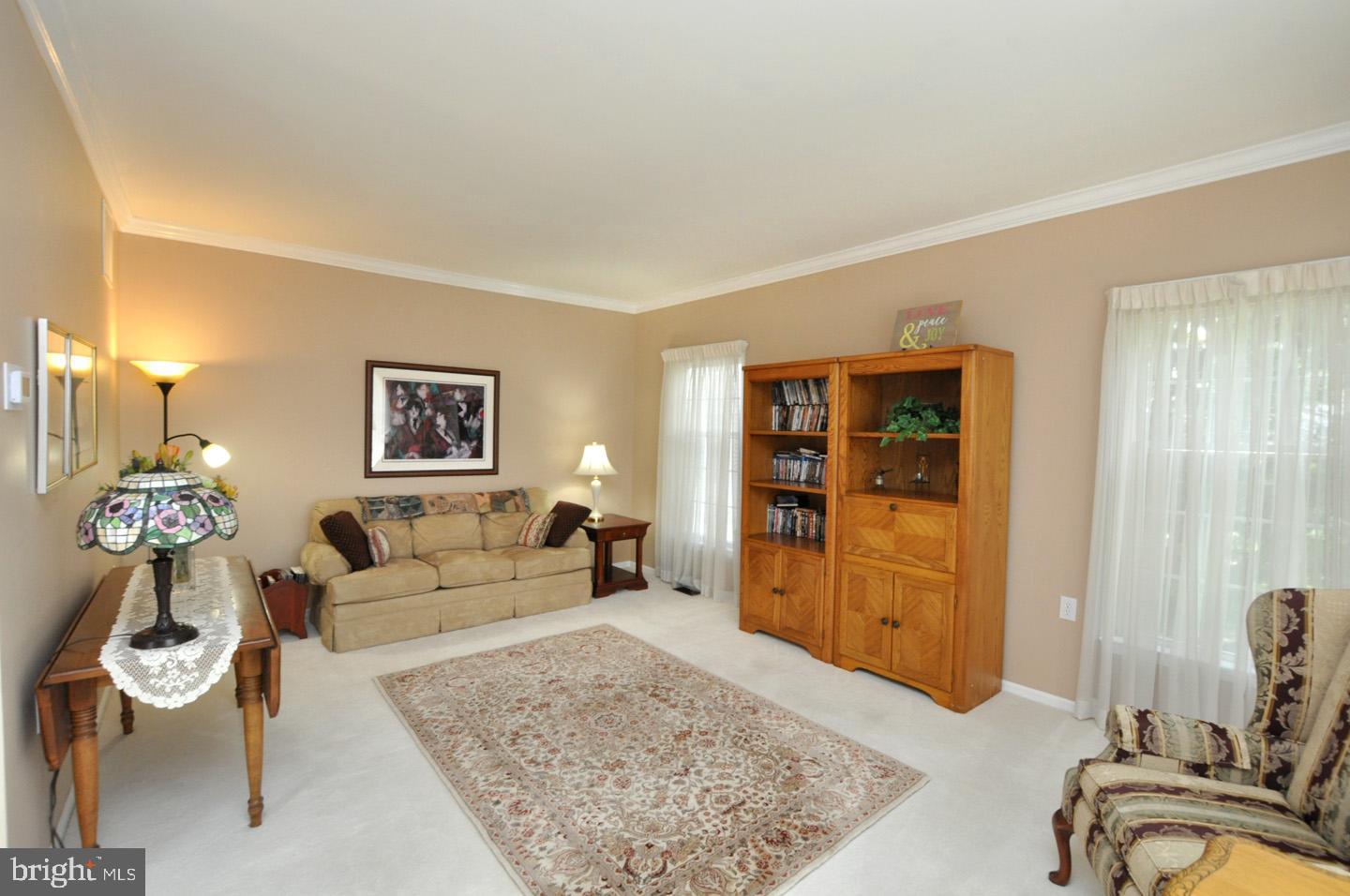14 ROSLYN DRIVE