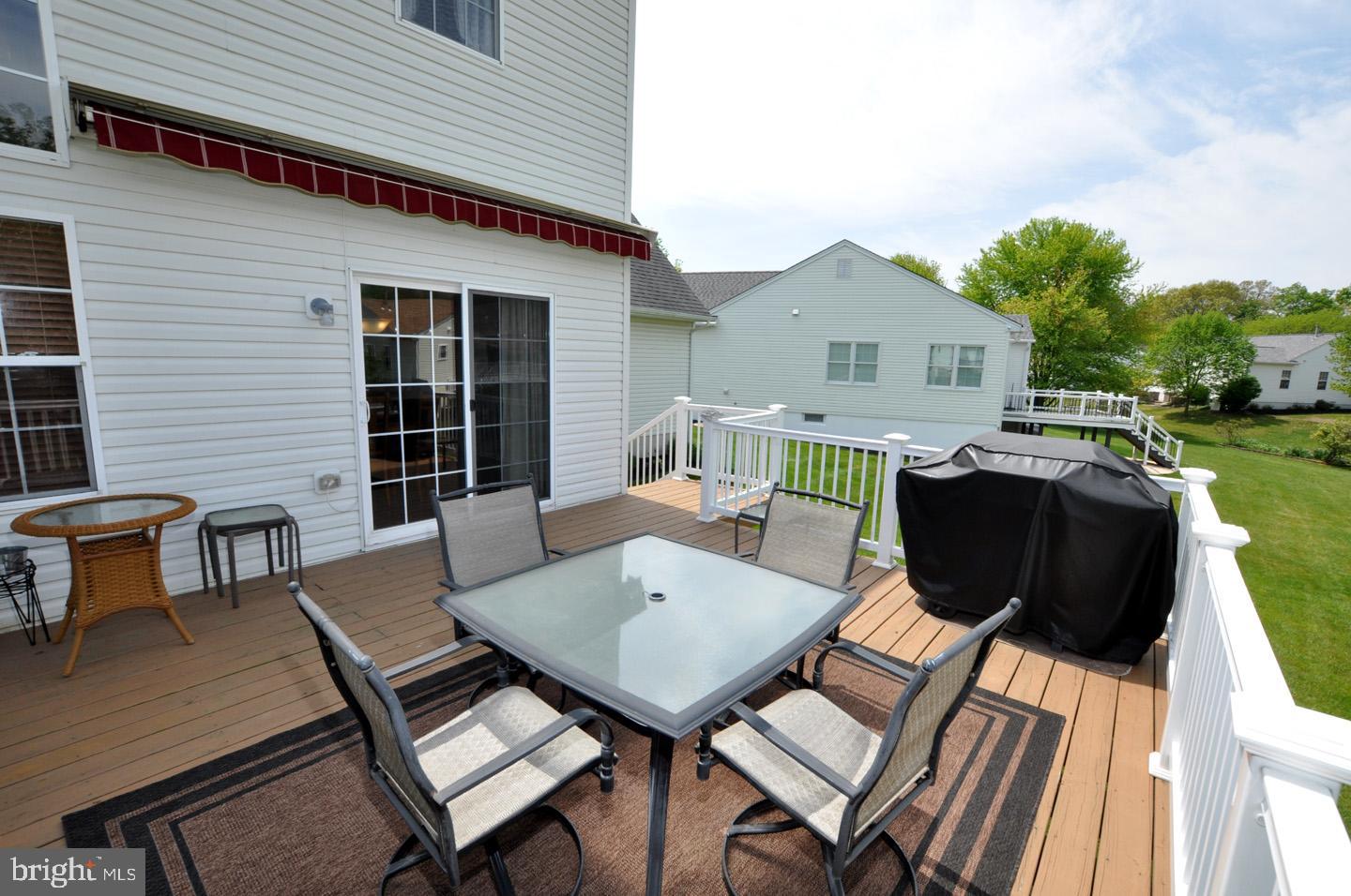 14 ROSLYN DRIVE
