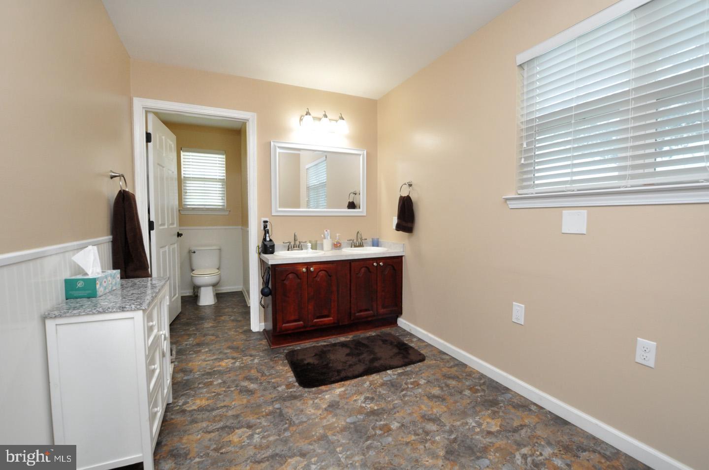14 ROSLYN DRIVE