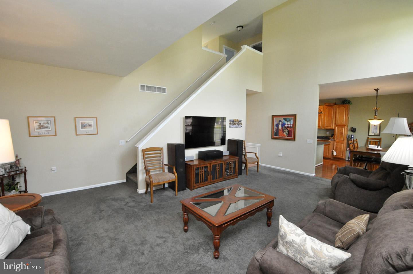 14 ROSLYN DRIVE