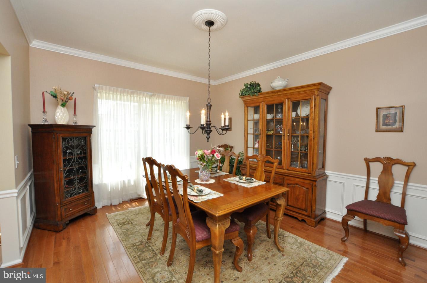 14 ROSLYN DRIVE
