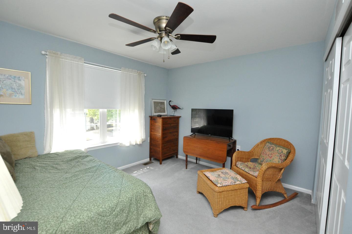 14 ROSLYN DRIVE