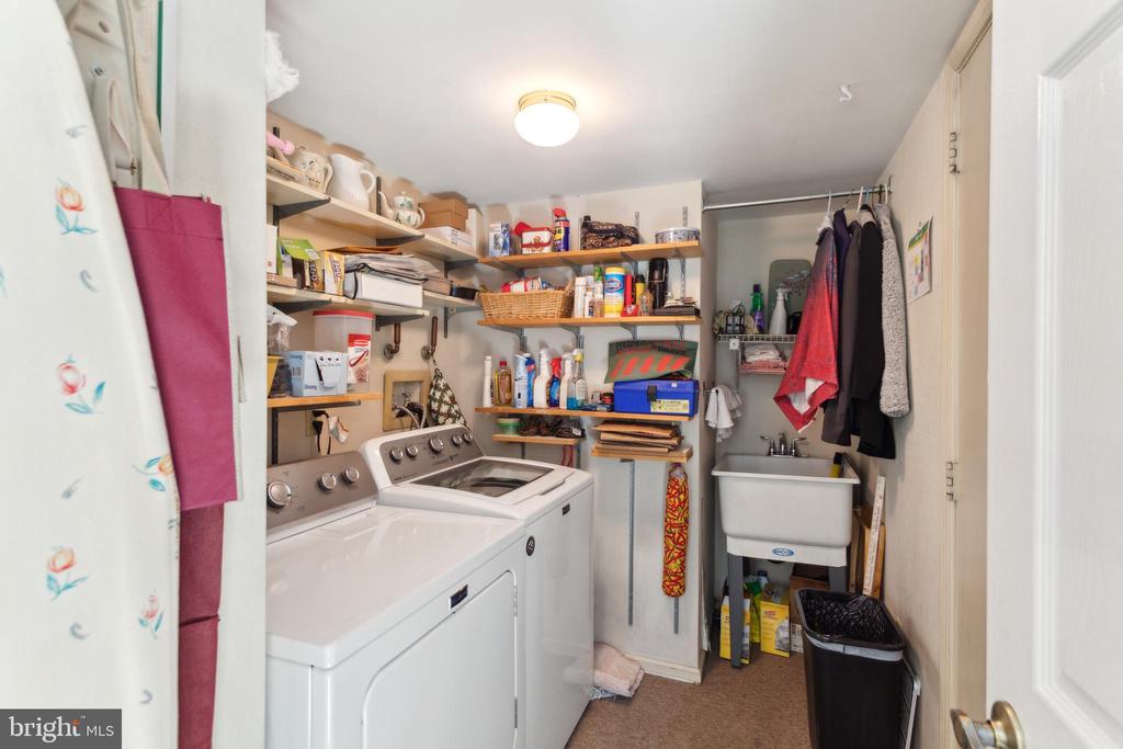 9 RUSHWICK ROAD