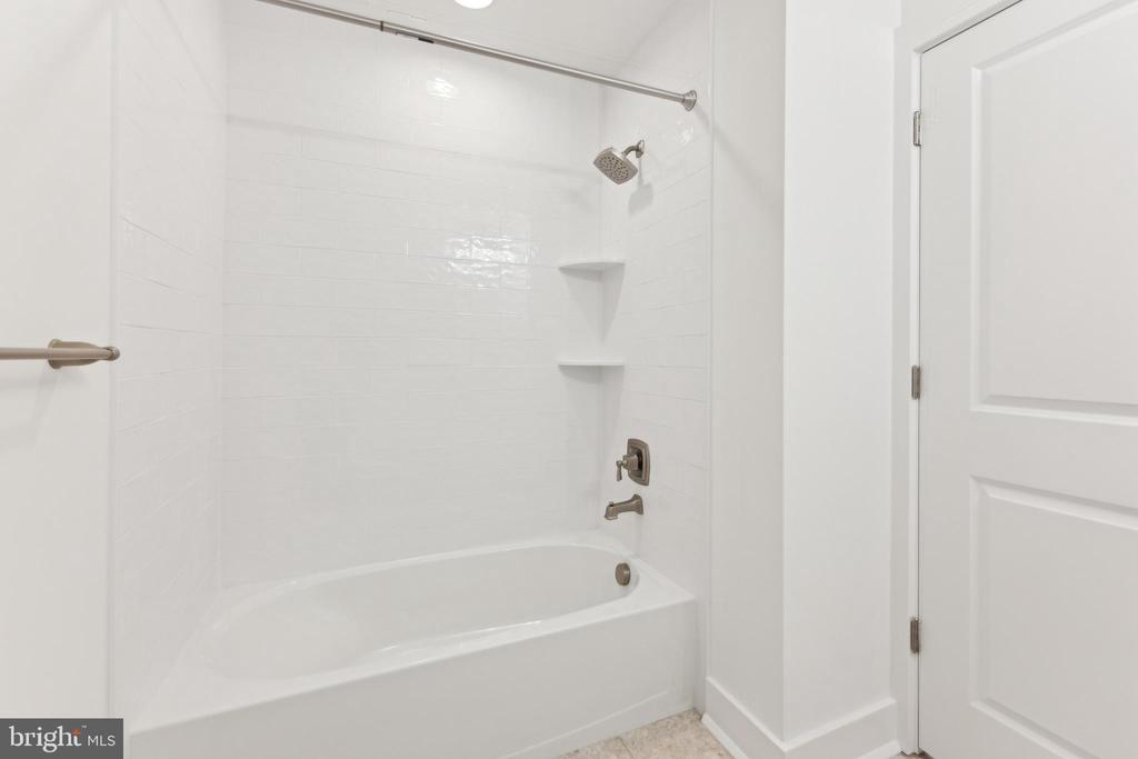 49 E 3RD STREET
