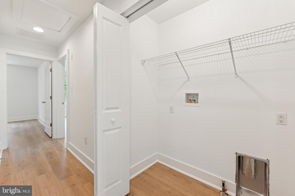 49 E 3RD STREET