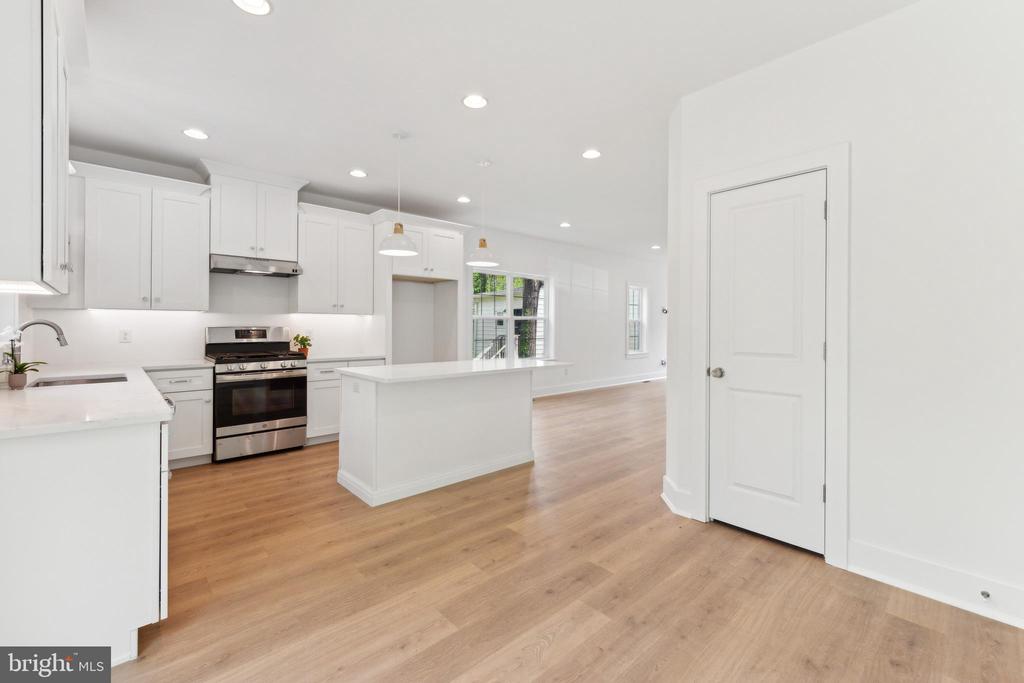49 E 3RD STREET