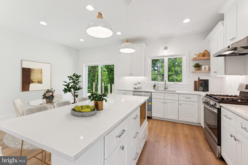 49 E 3RD STREET
