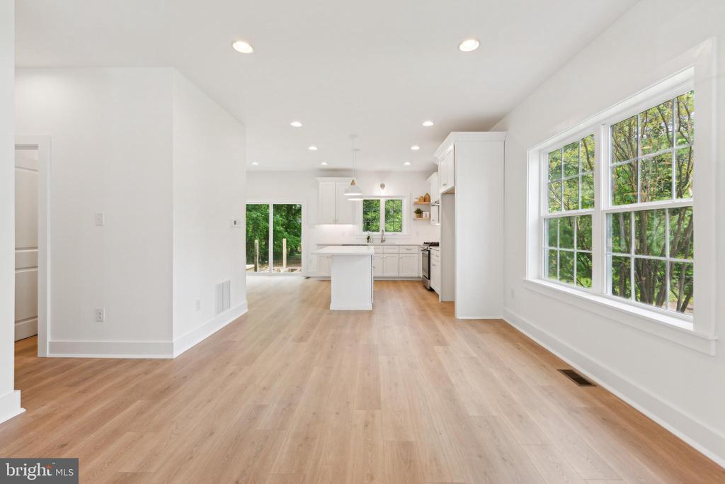 49 E 3RD STREET