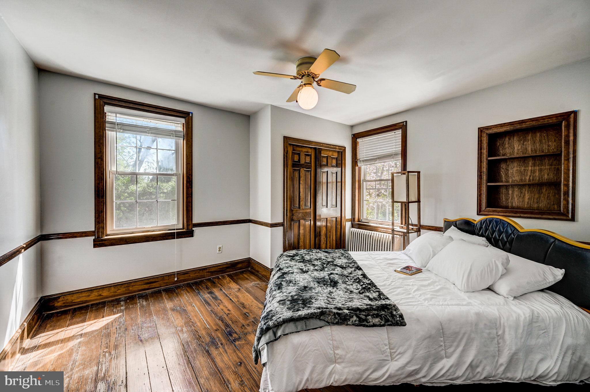 2 Walnut St