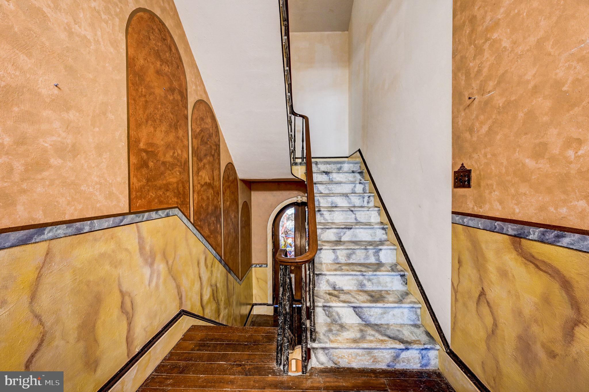 2 Walnut St