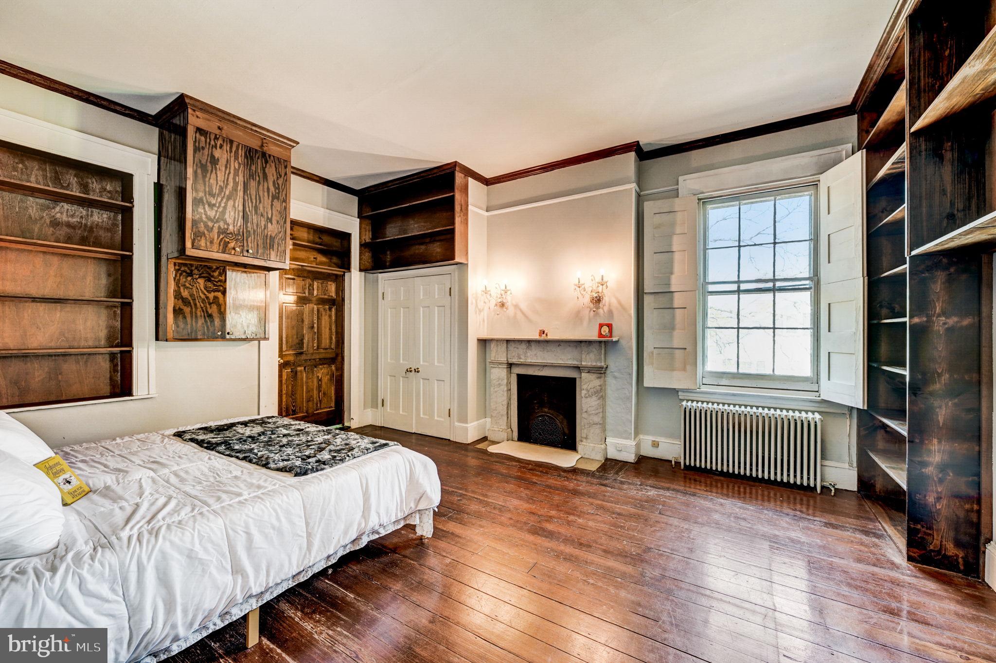 2 Walnut St
