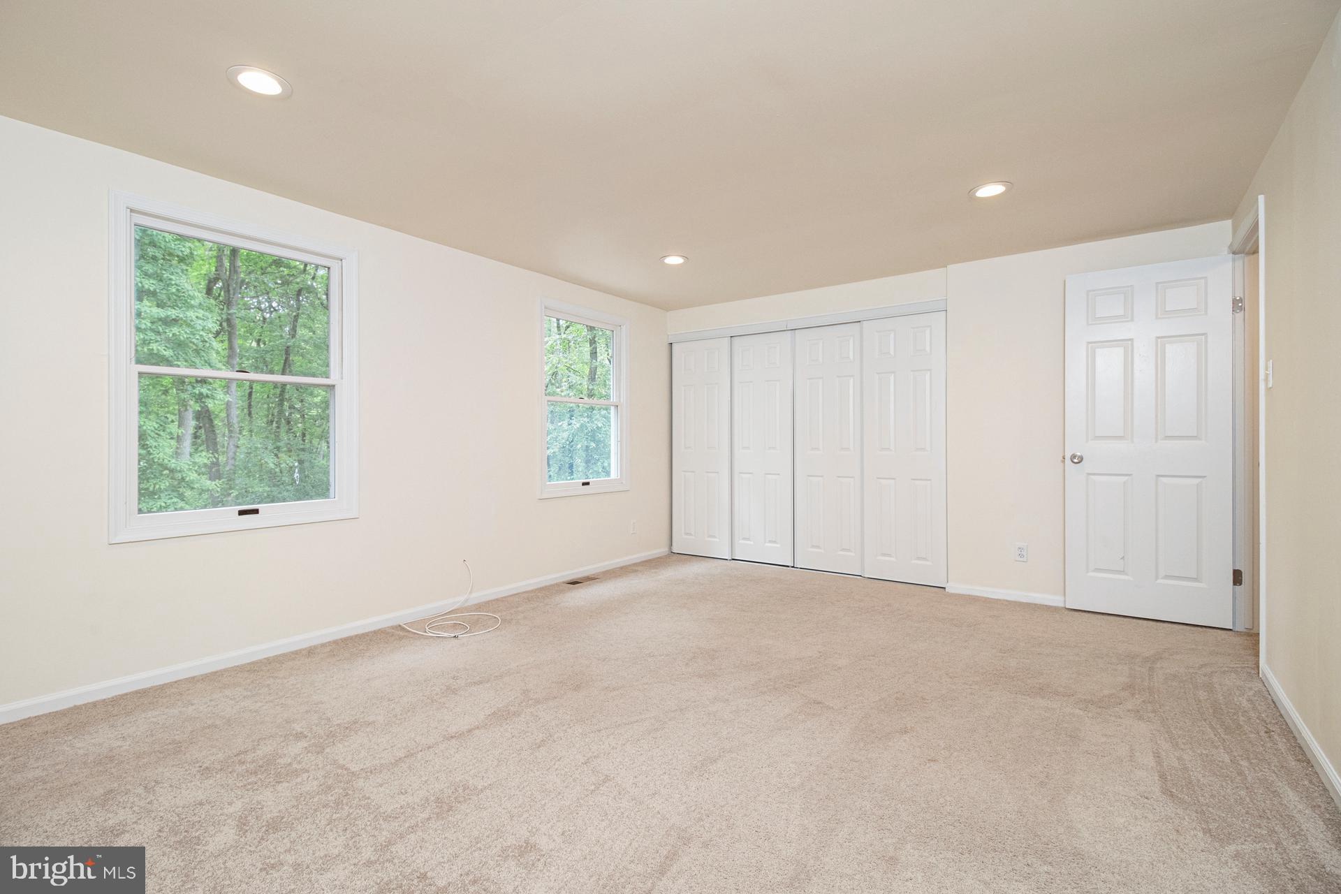 23 DERBY COURT