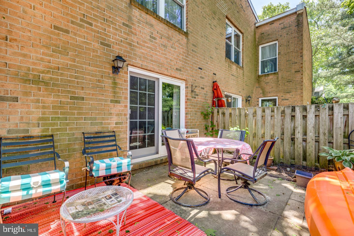 2126 HARBOUR DRIVE 2126