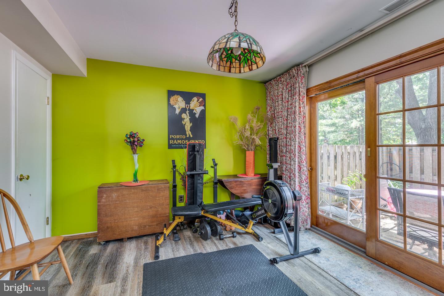 2126 HARBOUR DRIVE 2126