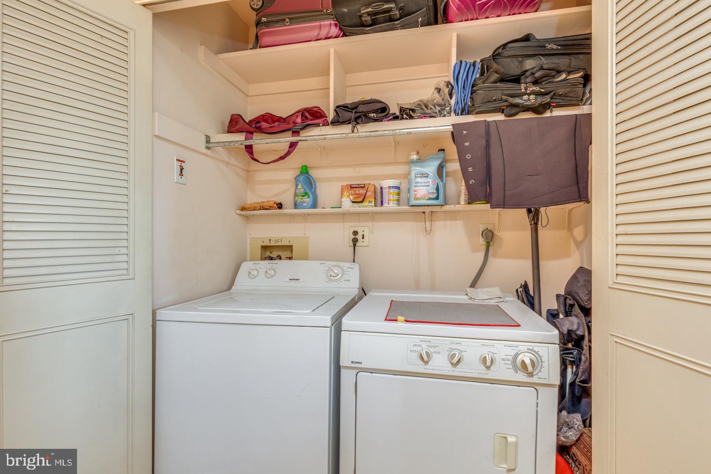2126 HARBOUR DRIVE 2126