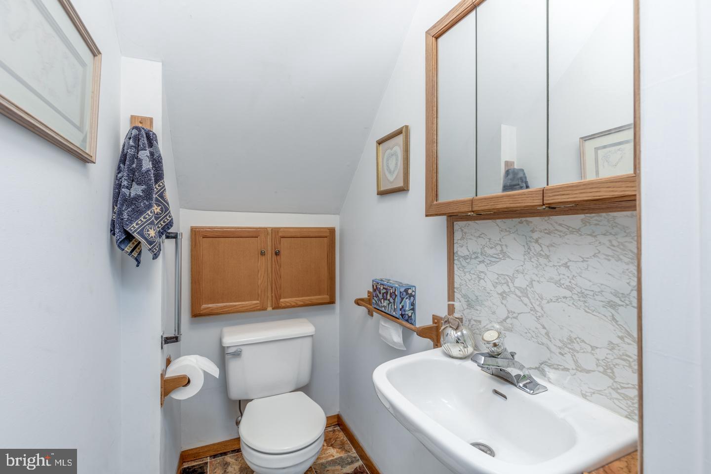 2126 HARBOUR DRIVE 2126