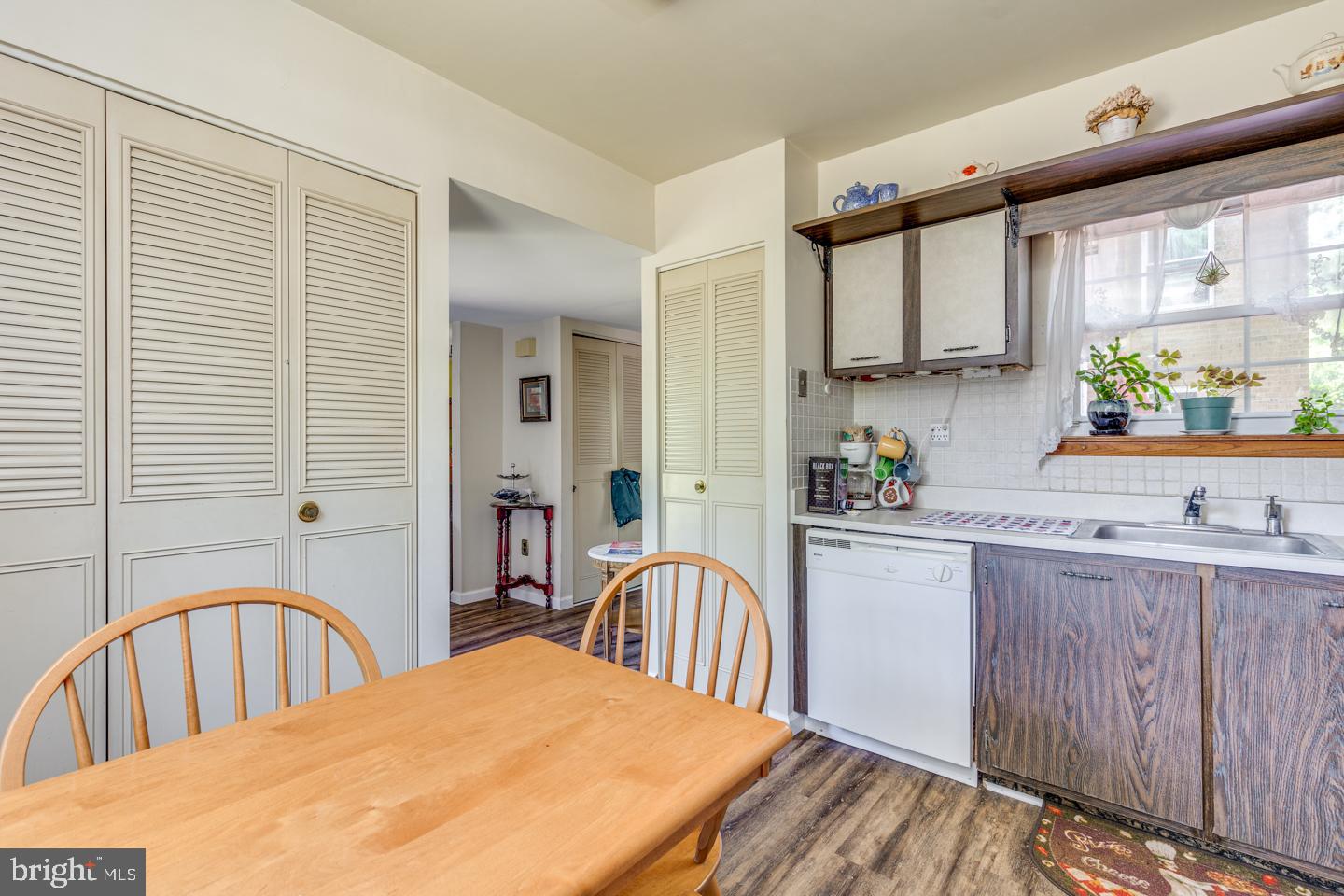 2126 HARBOUR DRIVE 2126