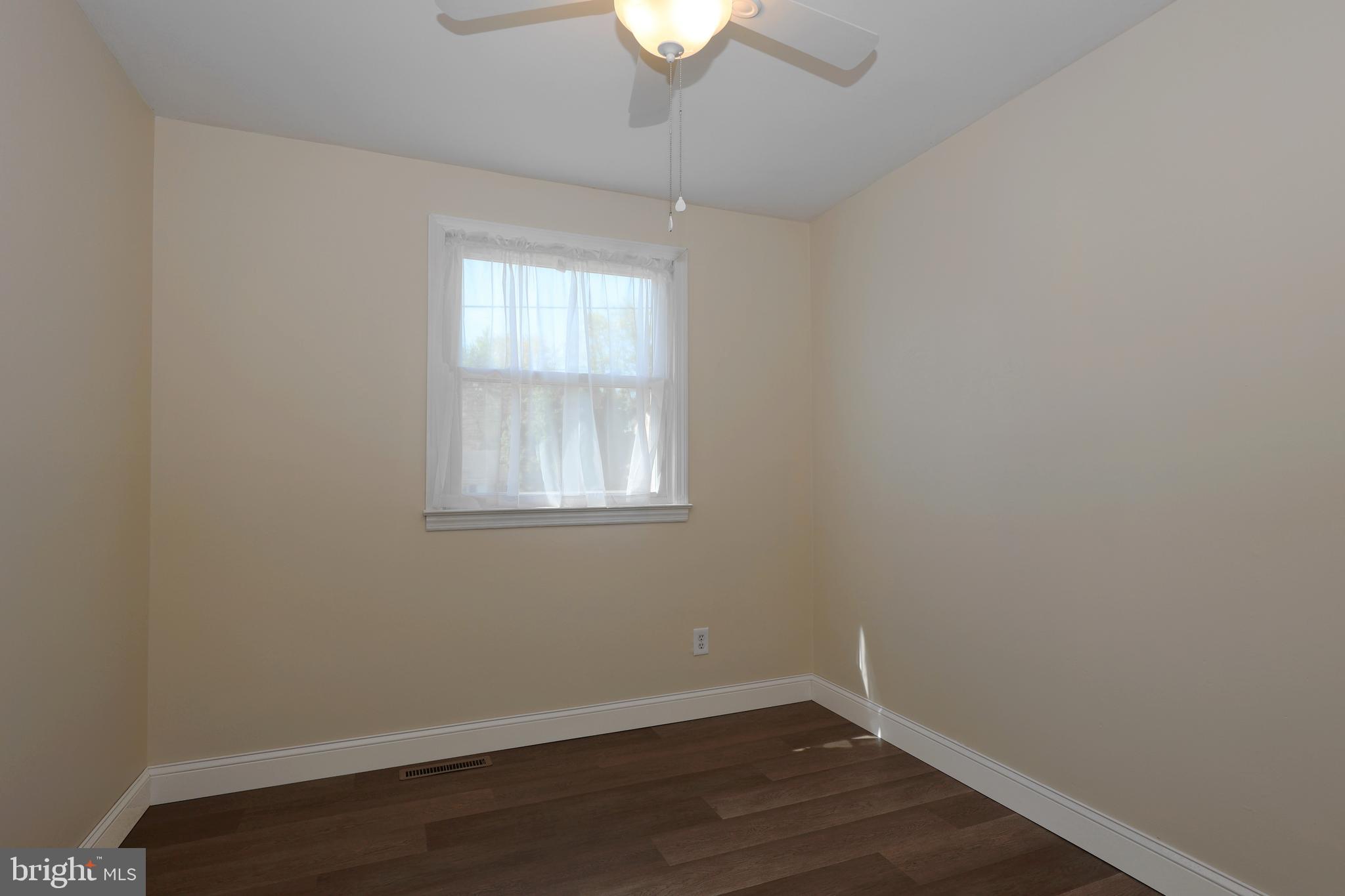 7 Abington Ave