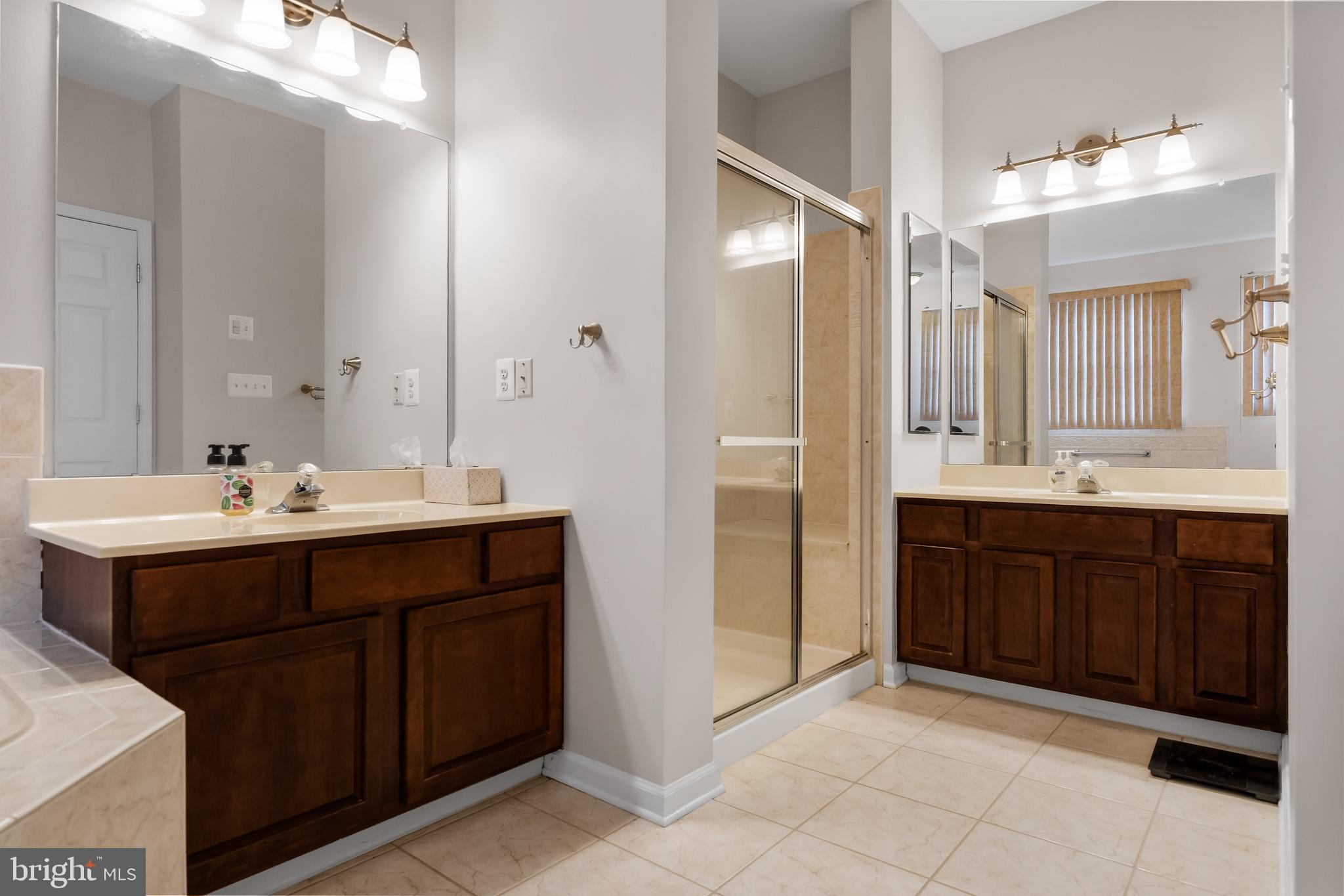 47 Vandevere Ln