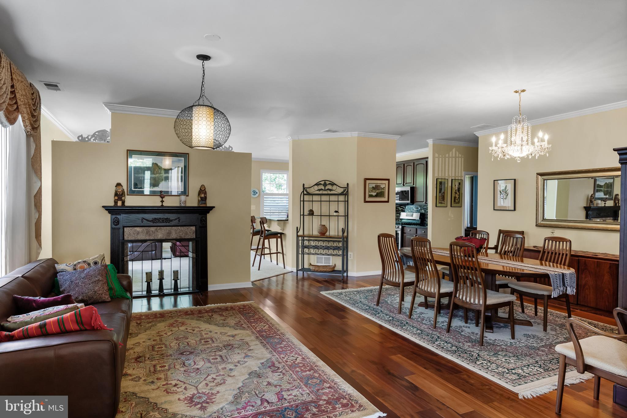 47 Vandevere Ln