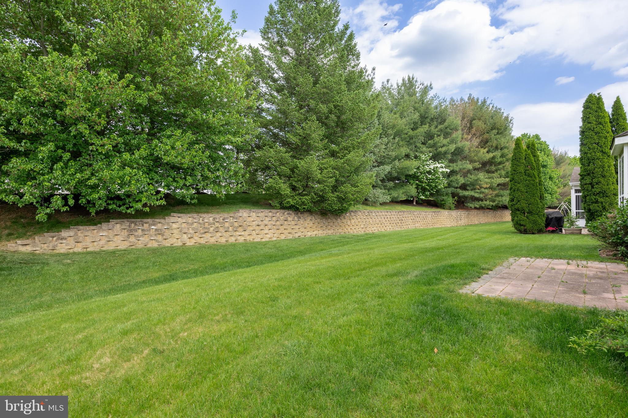 47 Vandevere Ln