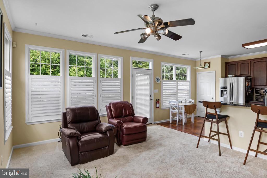 47 Vandevere Ln
