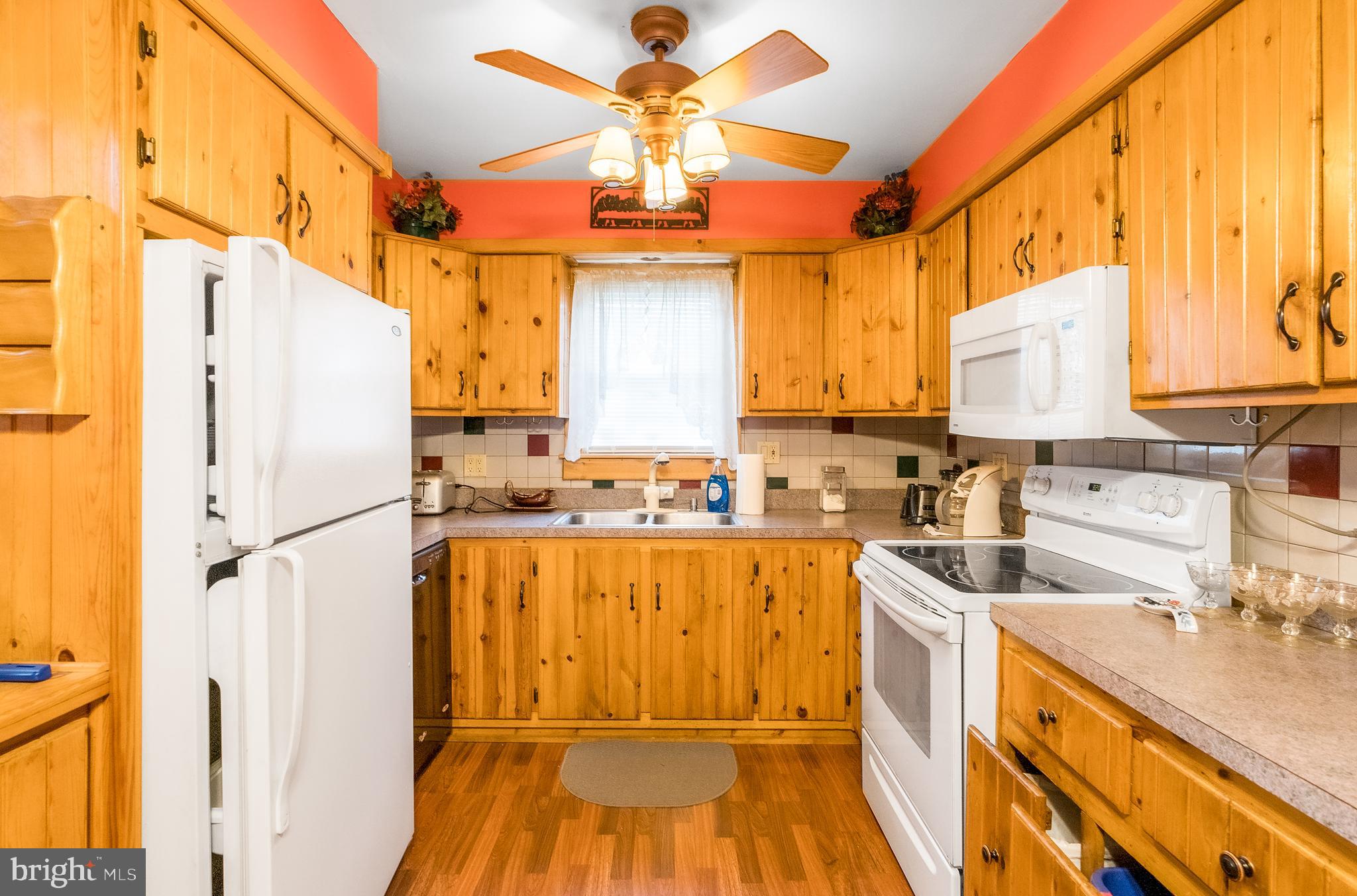31 Filbert Ave