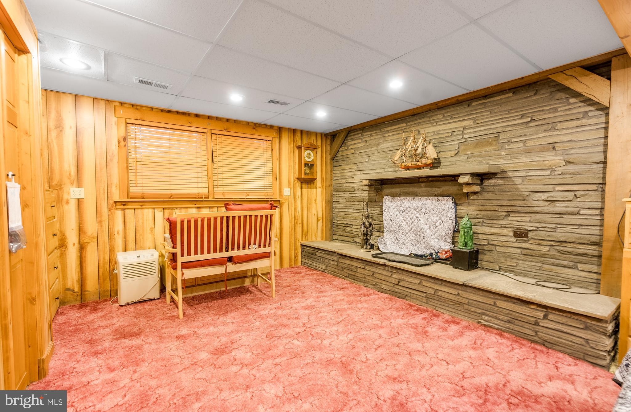 31 Filbert Ave