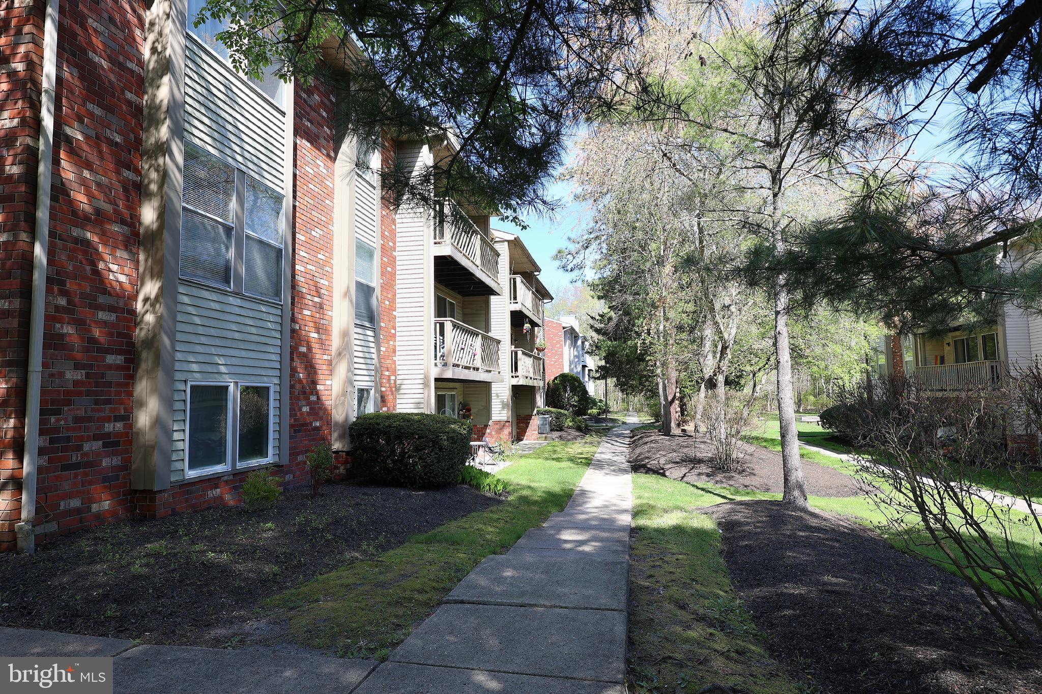 31 Teaberry Ct