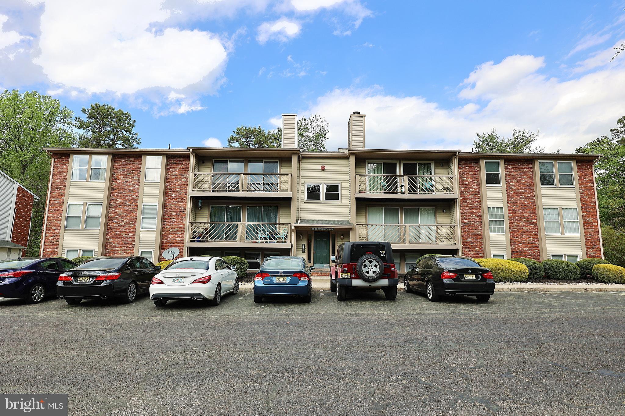 31 Teaberry Ct