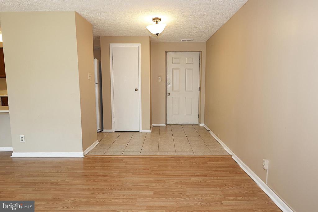 31 Teaberry Ct