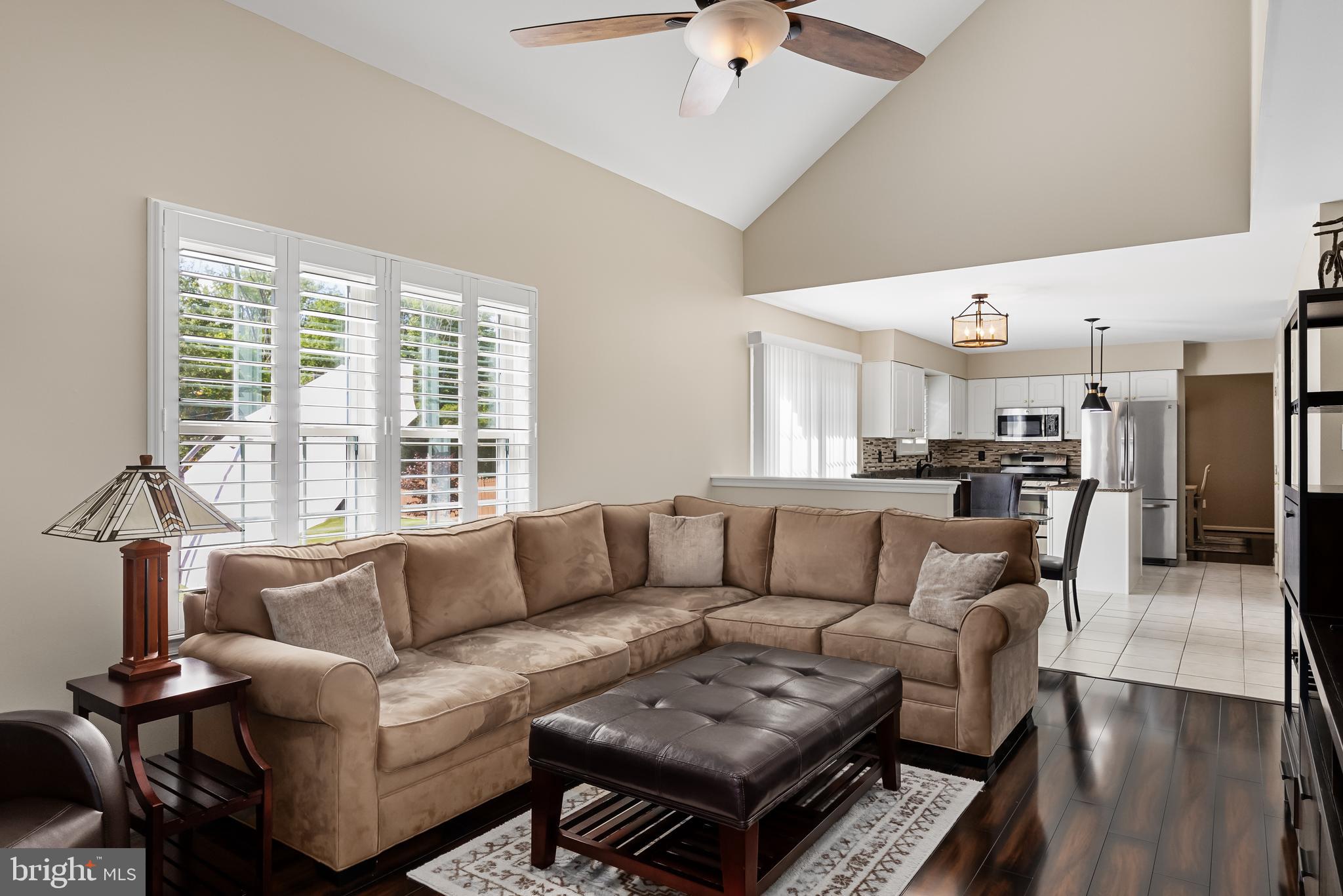 9 Kathryn Ct