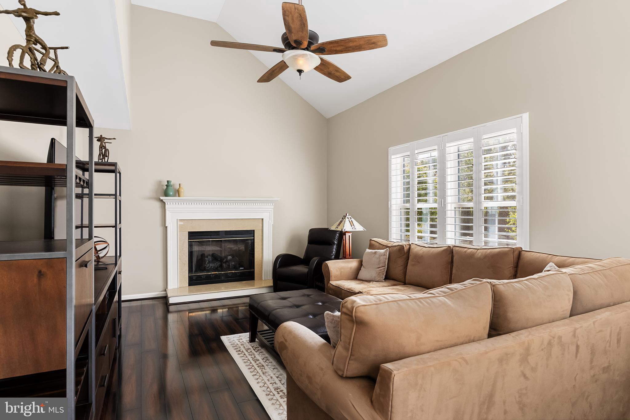 9 Kathryn Ct